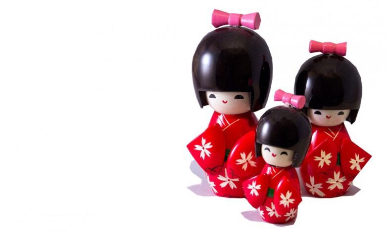 Японские куклы - дарума и кокэси